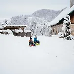 Obiralmhuette Mosgan Chalet