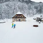 Obiralmhuette Mosgan Chalet *